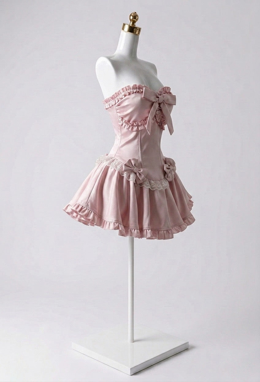 Vestido Escote Corazón, Moños y Olanes