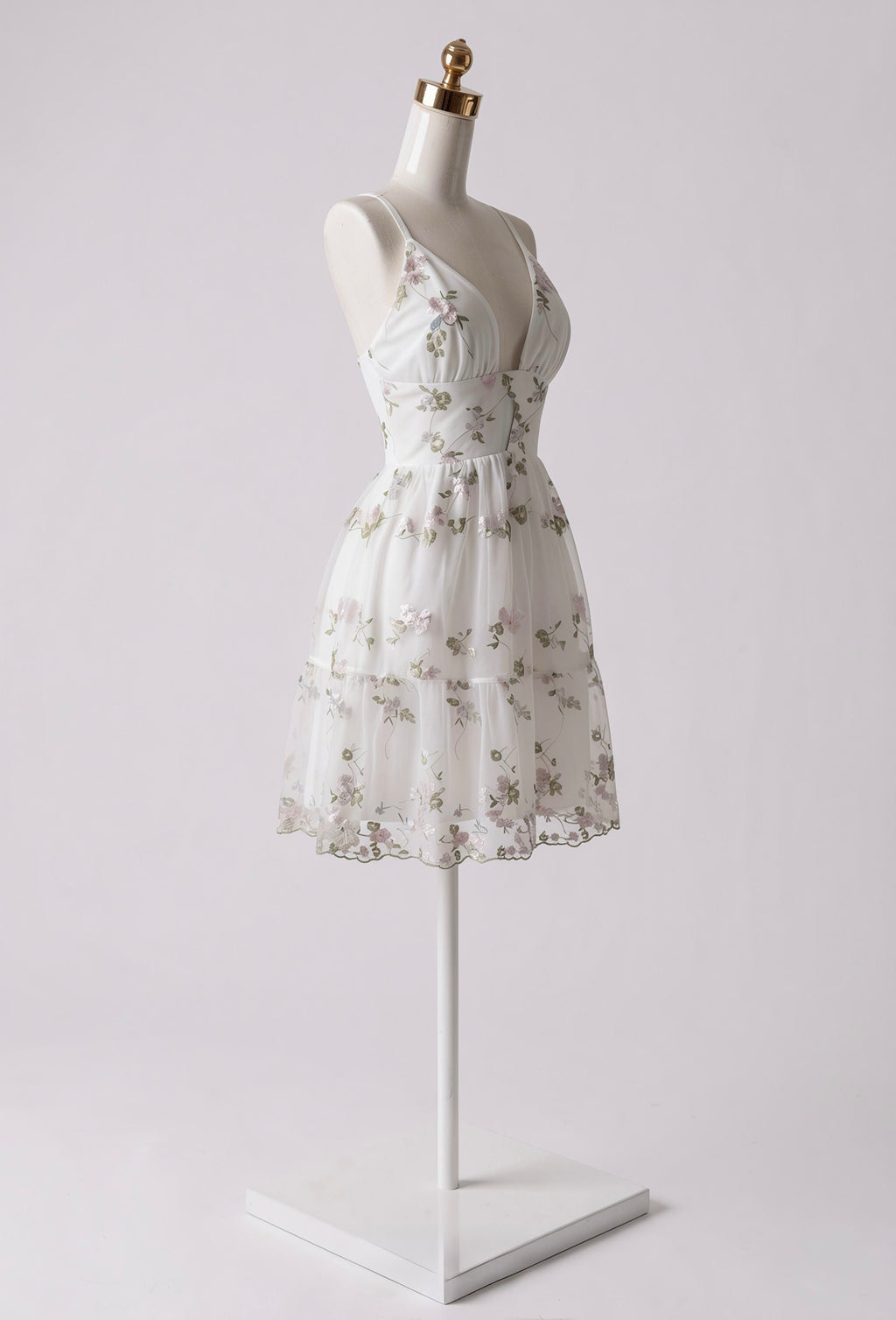 Vestido Floreado con Escote V