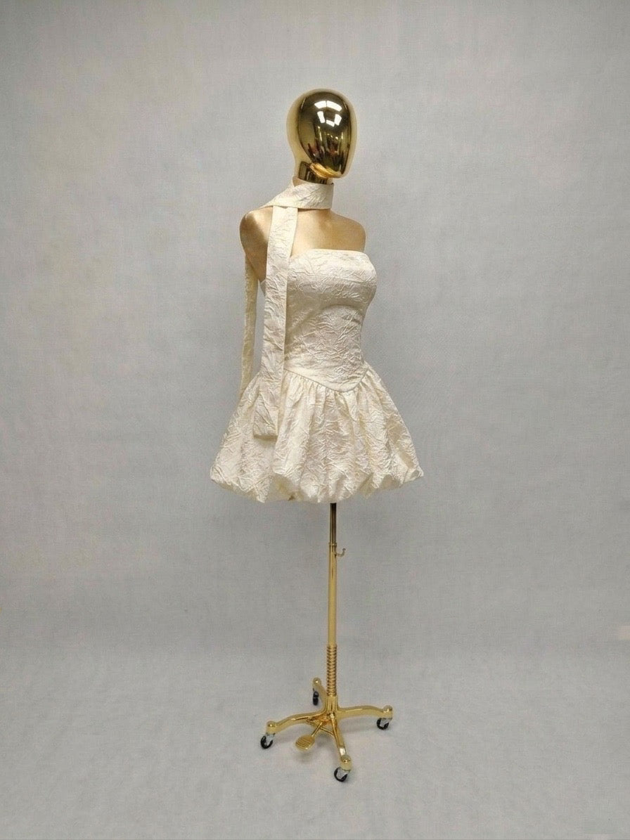 Vestido Aperlado, Falda Globo con Mascada