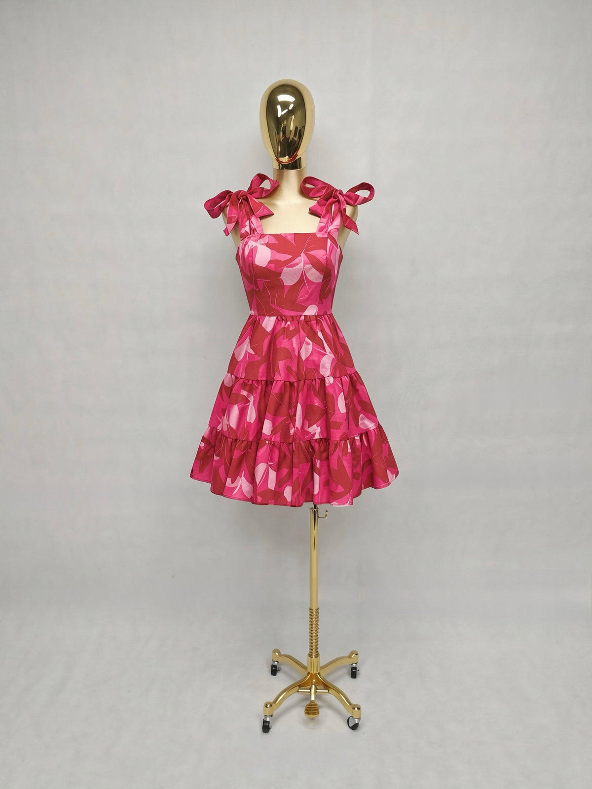 Vestido Floreado con Mangas Moño