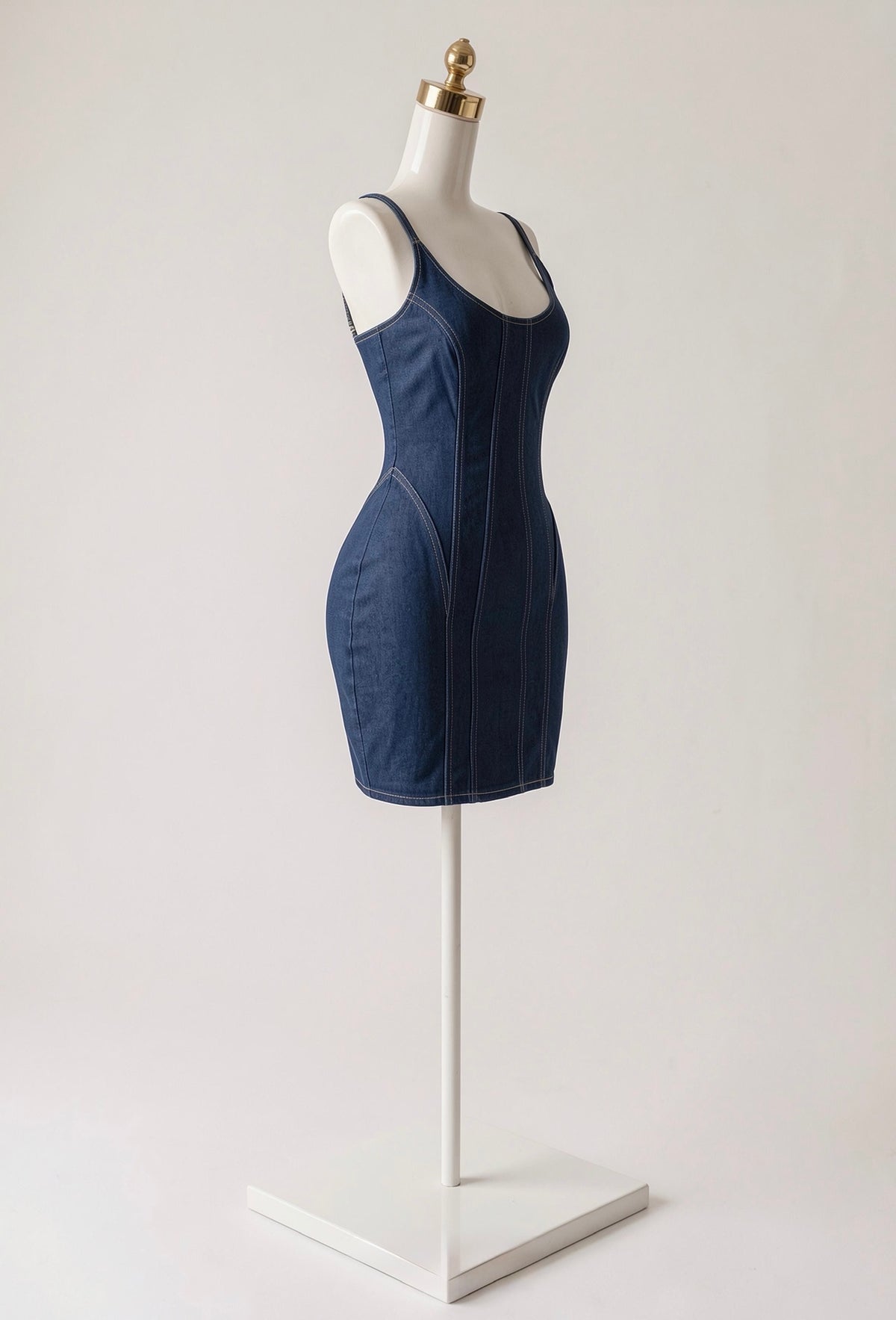 Vestido Mezclilla Entallado de Tirantes