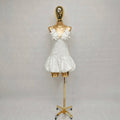 Vestido Escote con Flor y Olanes con Flores