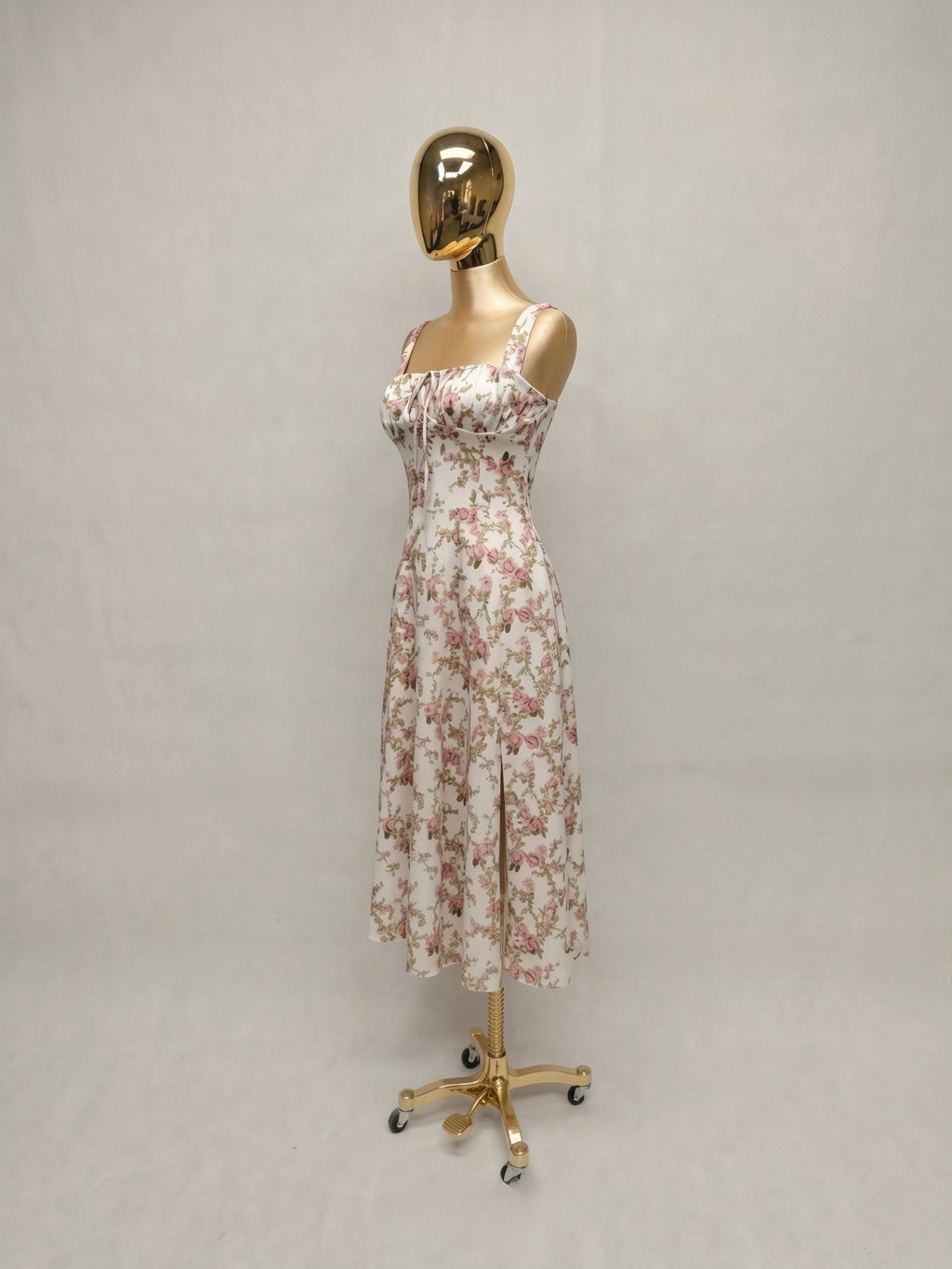 Vestido Maxi Floreado con Abertura en Pierna
