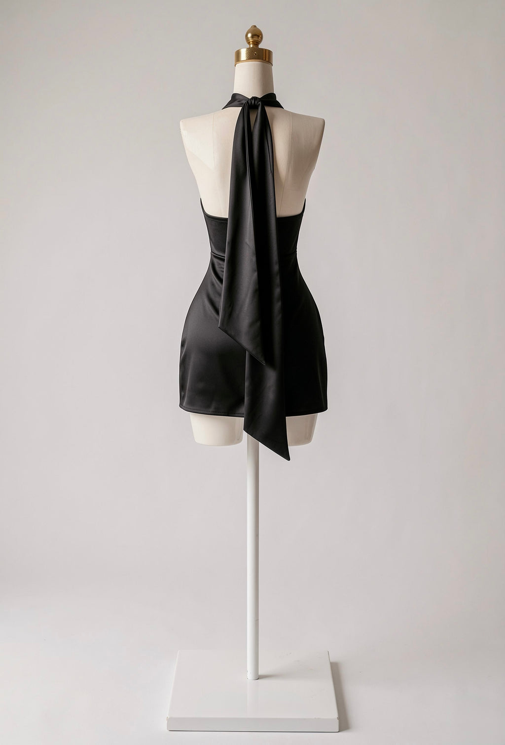 Vestido Satinado Escote V