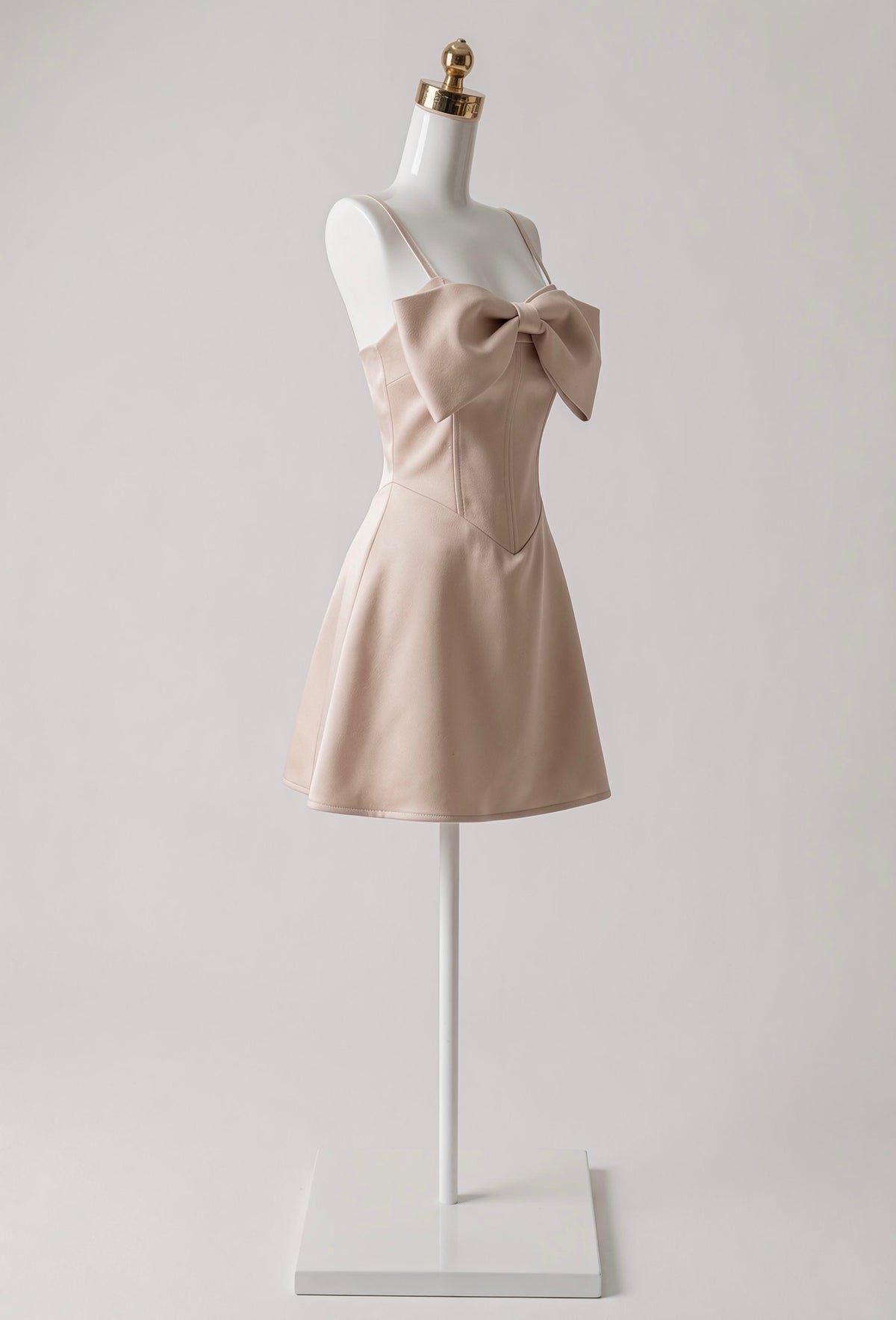 Vestido Satinado con Escote con Moño