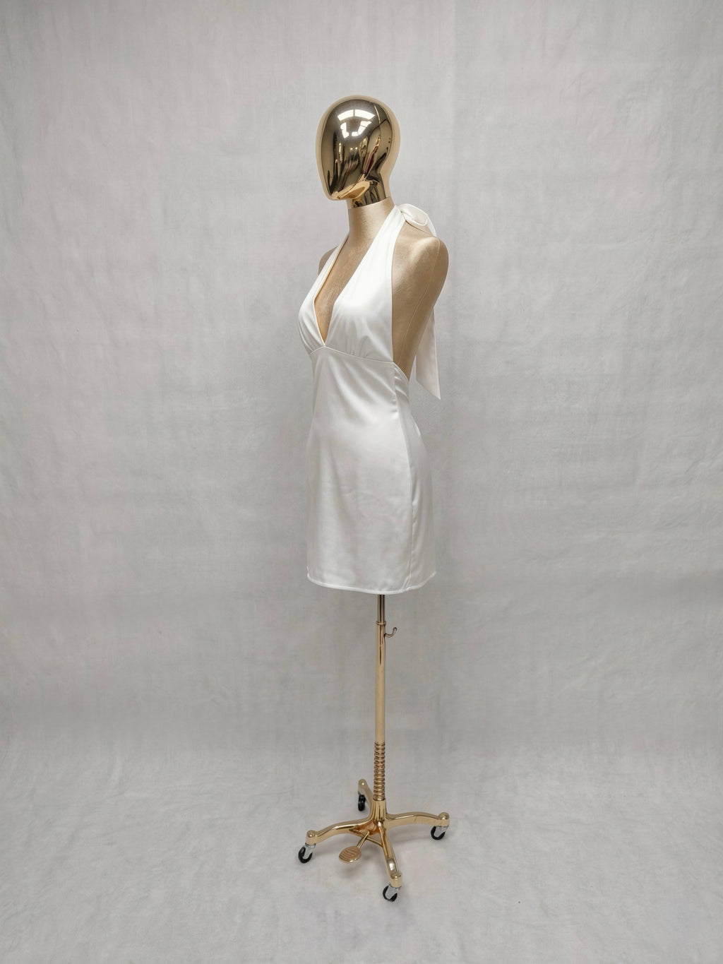 Vestido Satinado Escote V