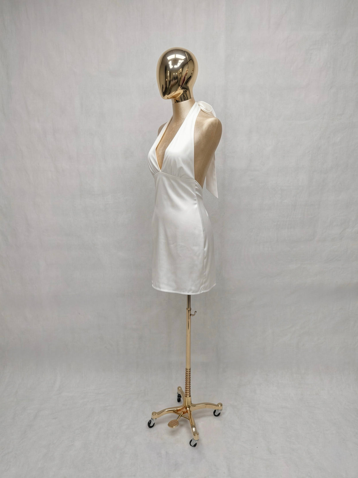 Vestido Satinado Escote V