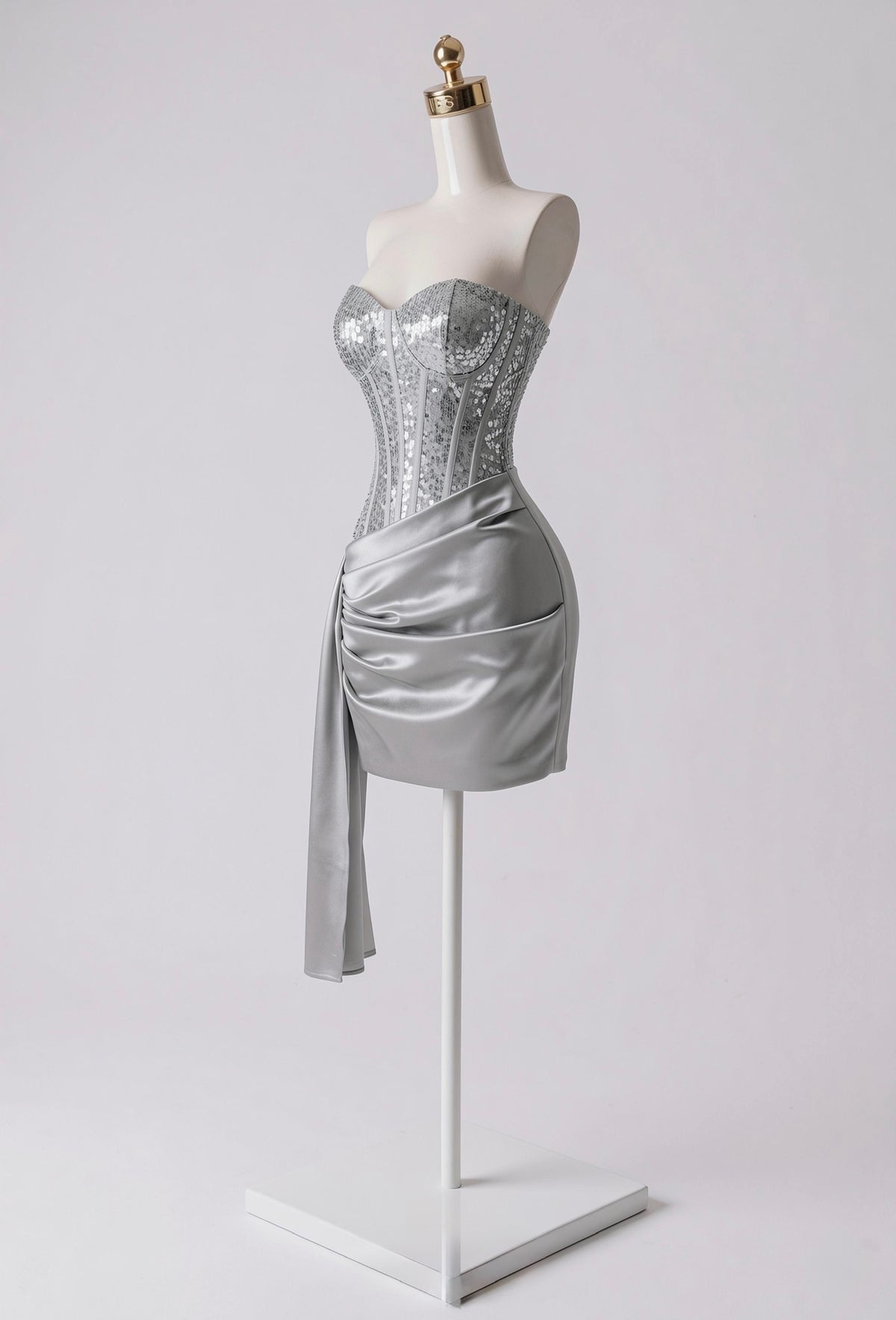 Vestido Corset Lentejuelas y Falda Plisada